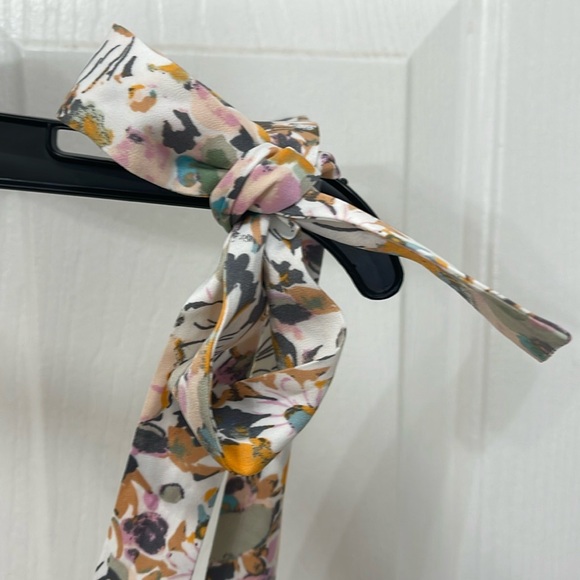 LC Lauren Conrad Top - Picture 7 of 9